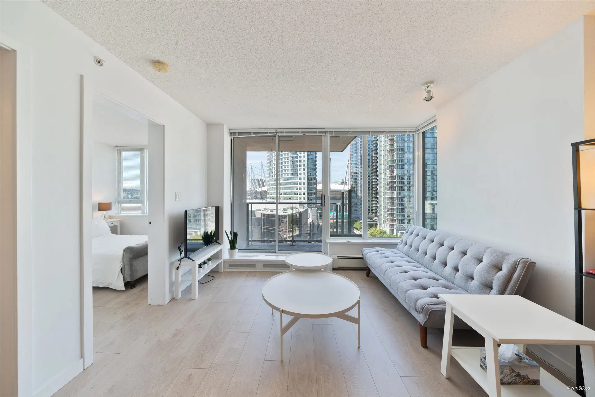 Photo 5 of 23 at #1707 – 689 Abbott Street
