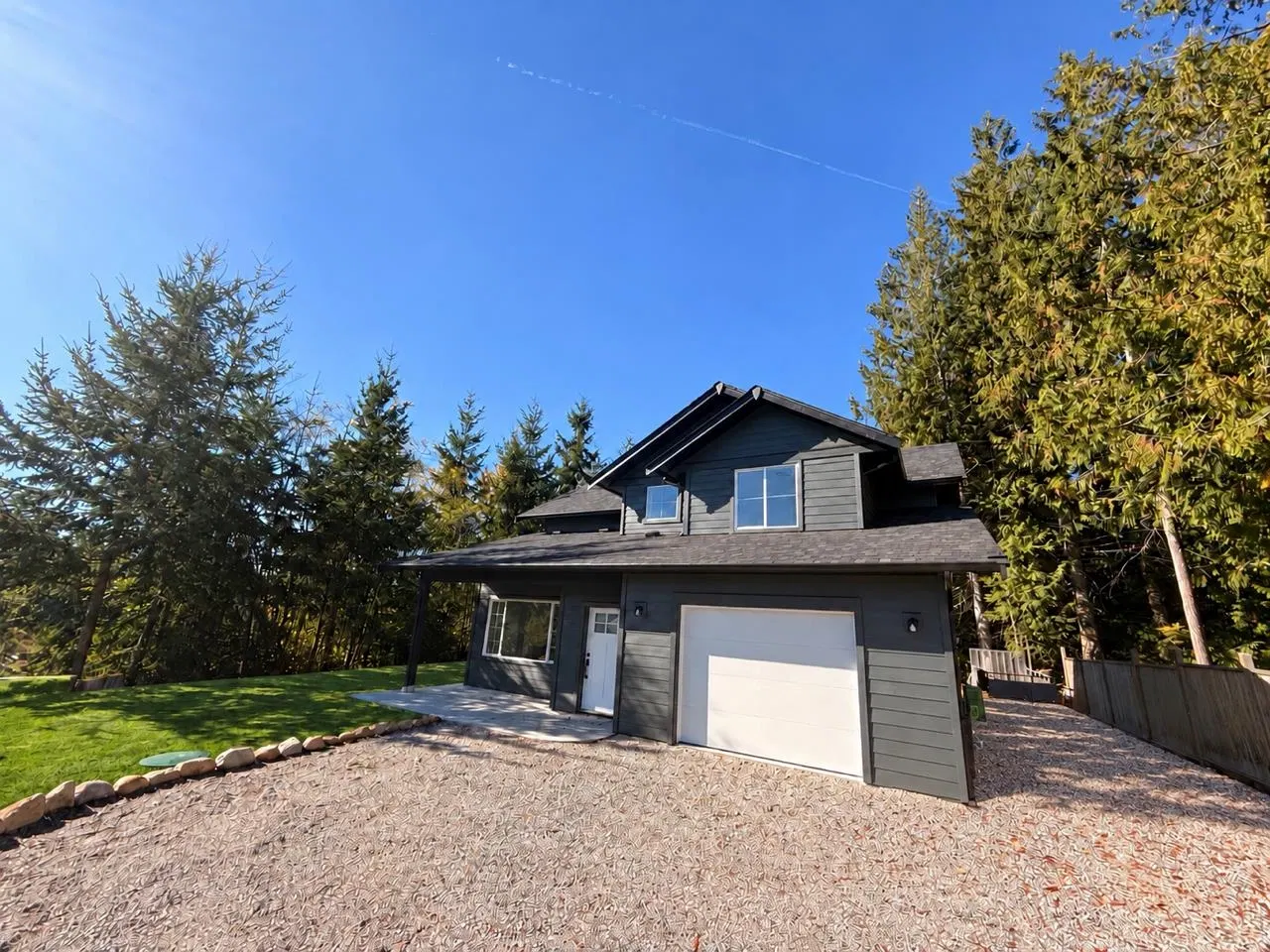 Photo 2 of 32 at 503 Jordan Way