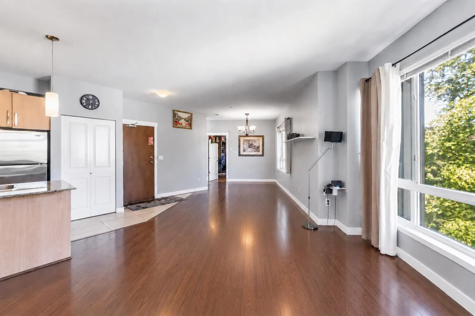 Photo 3 of 15 at #307 – 2943 Nelson Place