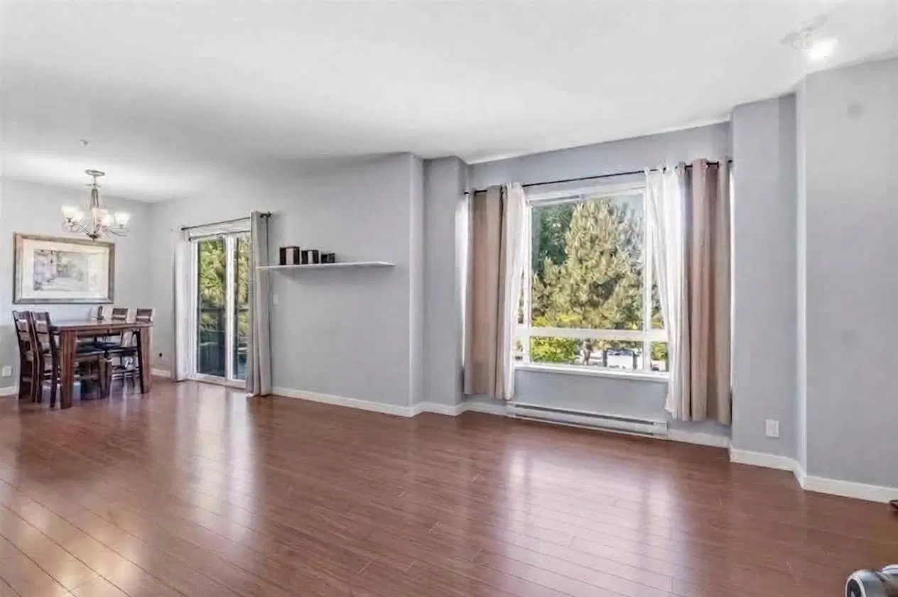 Photo 5 of 15 at #307 – 2943 Nelson Place