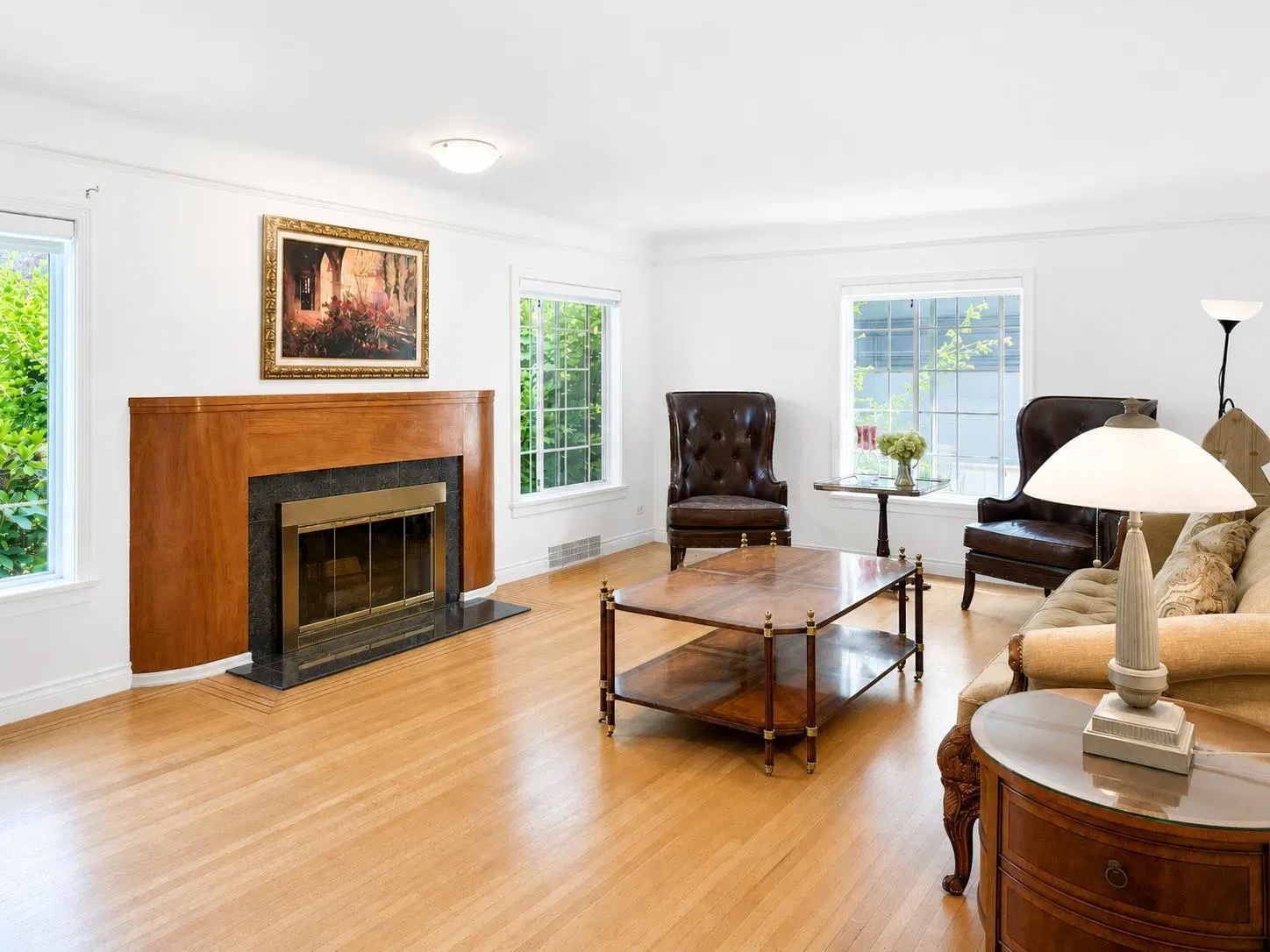 Photo 2 of 16 at 5809 Selkirk Street