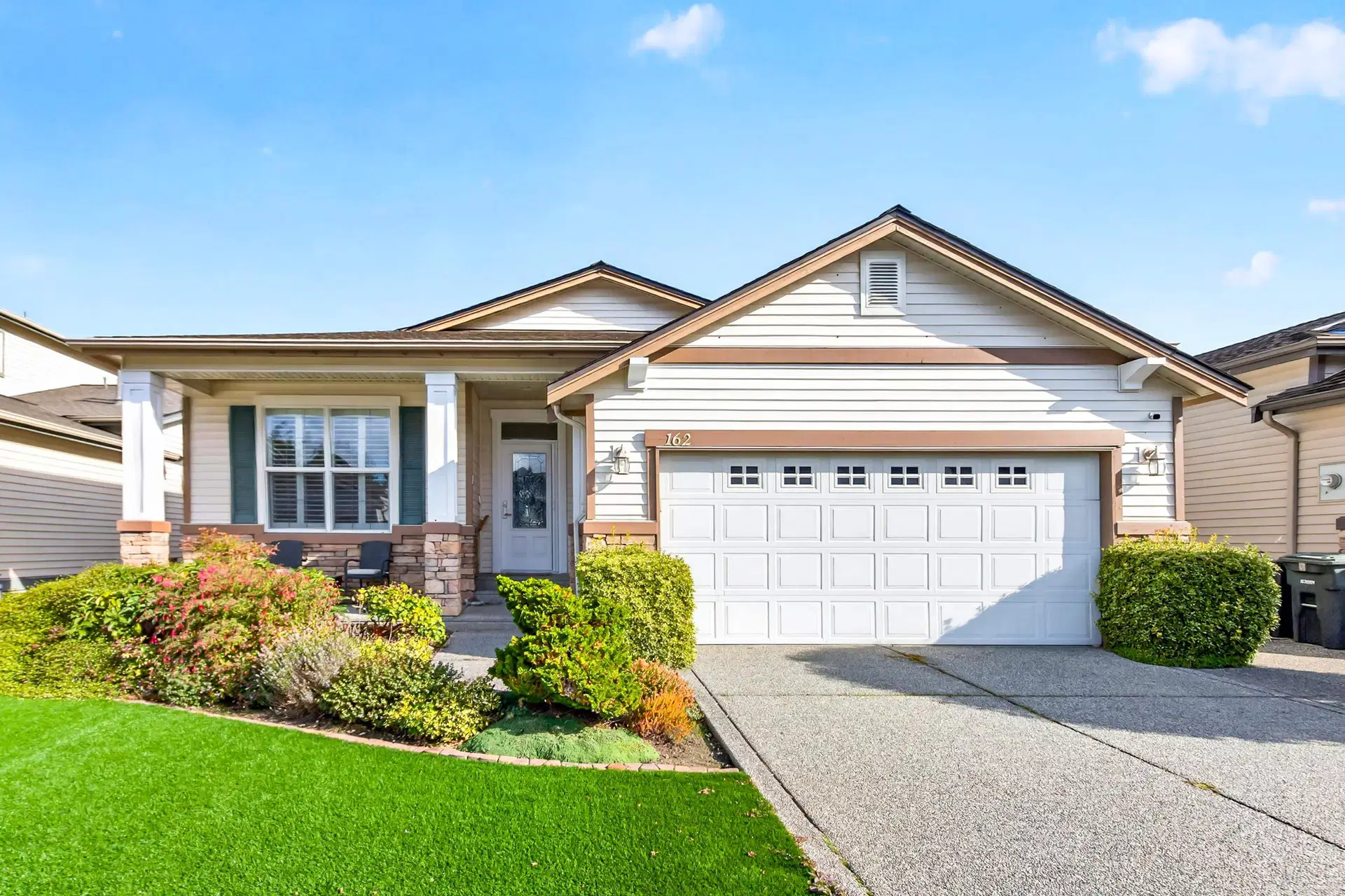 #162 – 19639 Meadow Gardens Way