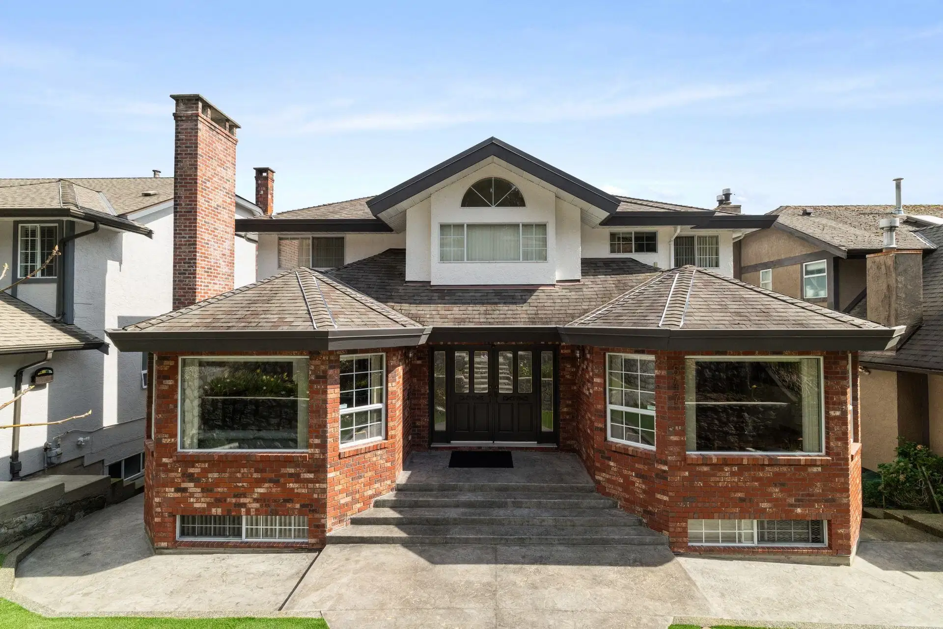 547 Tempe Crescent