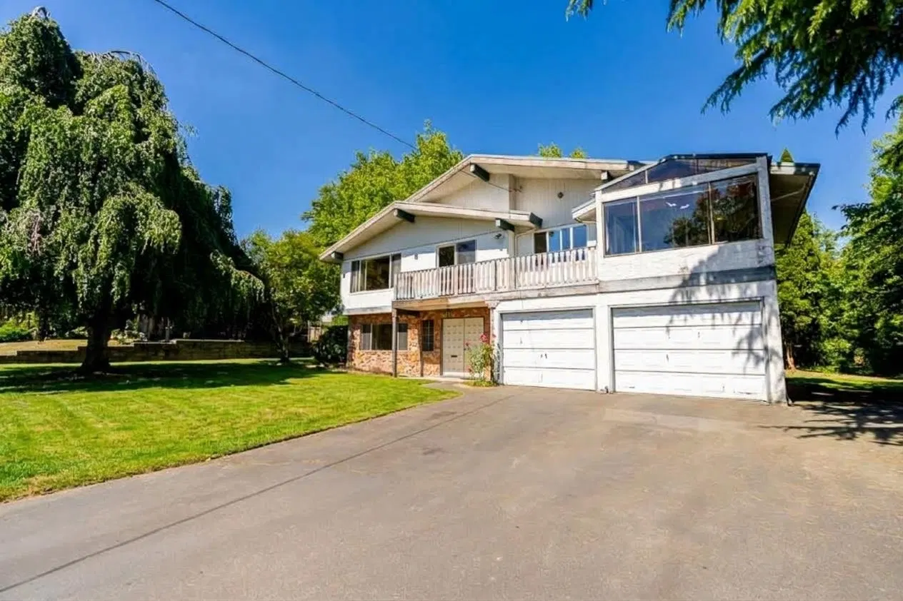 Photo 1 of 30 at 5462 Bakerview Drive
