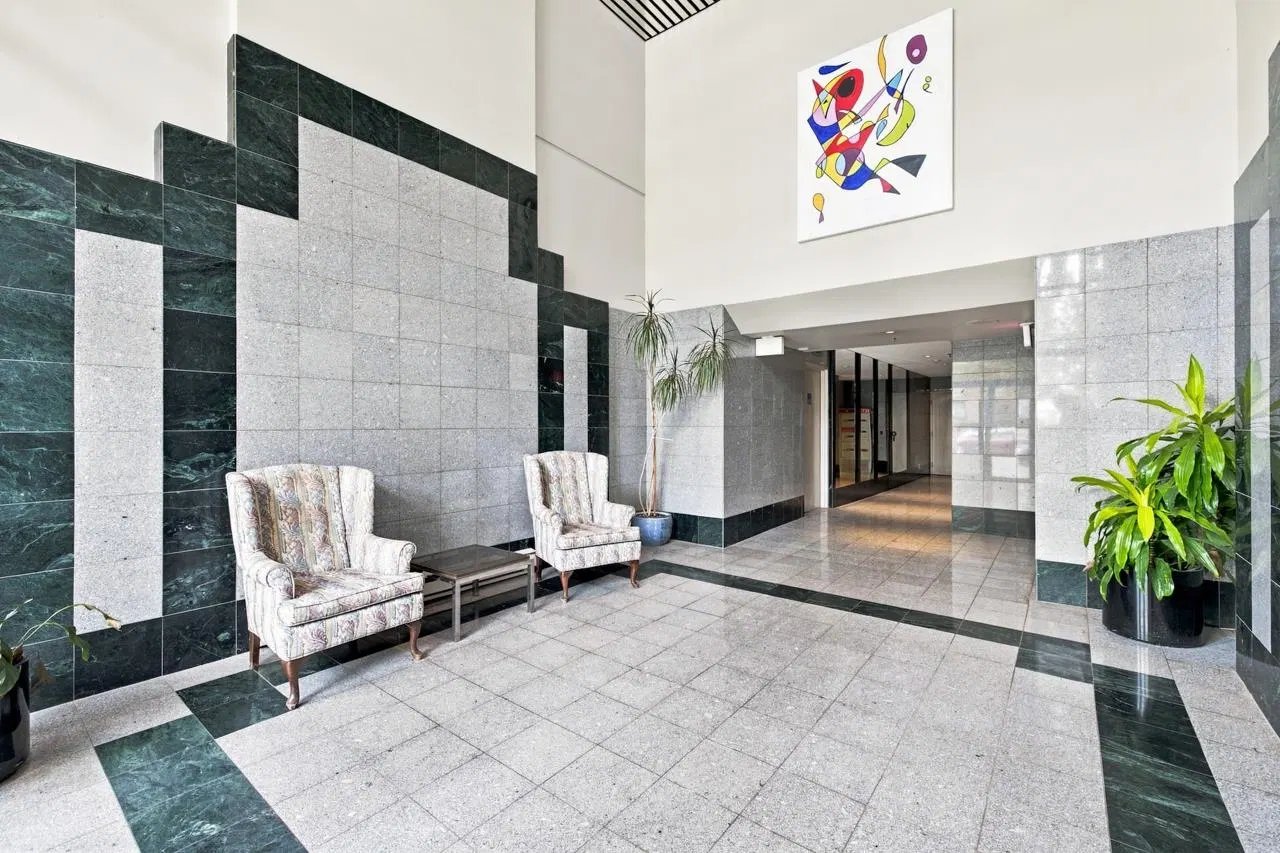 Photo 3 of 40 at #1001 – 1438 W 7th Avenue