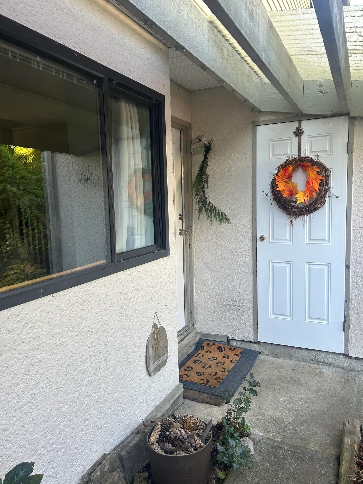 Photo 3 of 40 at #35 – 5231 204 Street