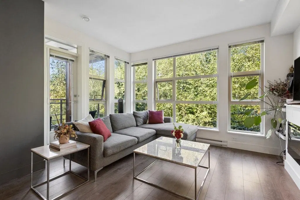 #316 – 3602 Aldercrest Drive