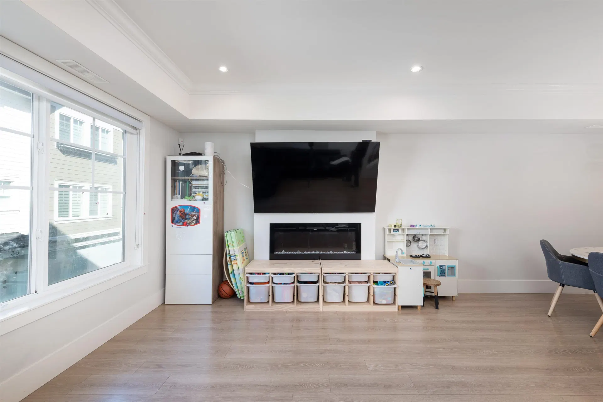 Photo 4 of 34 at #9 – 9211 Mckim Way