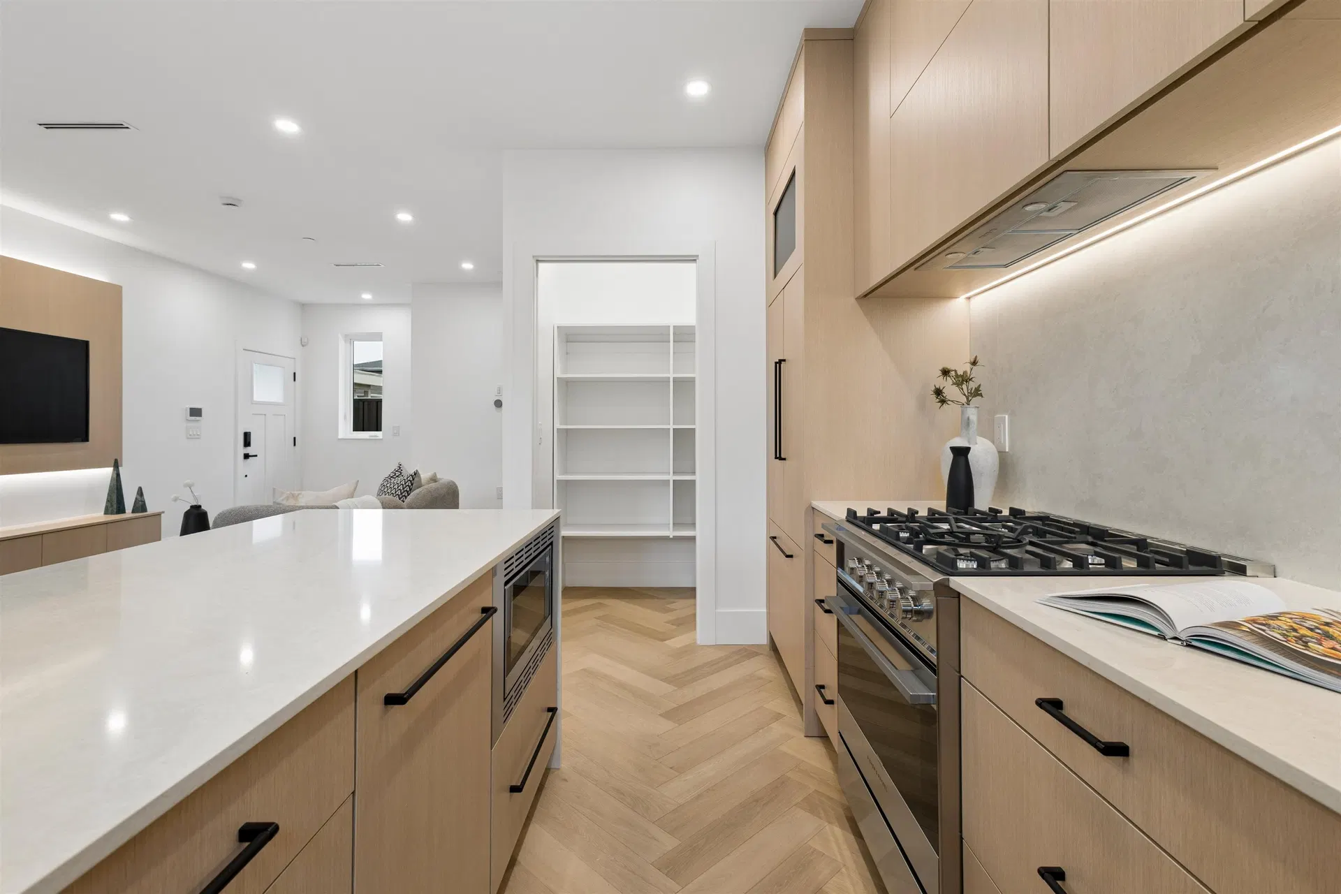 Photo 5 of 34 at #2 – 3639 E 46th Avenue