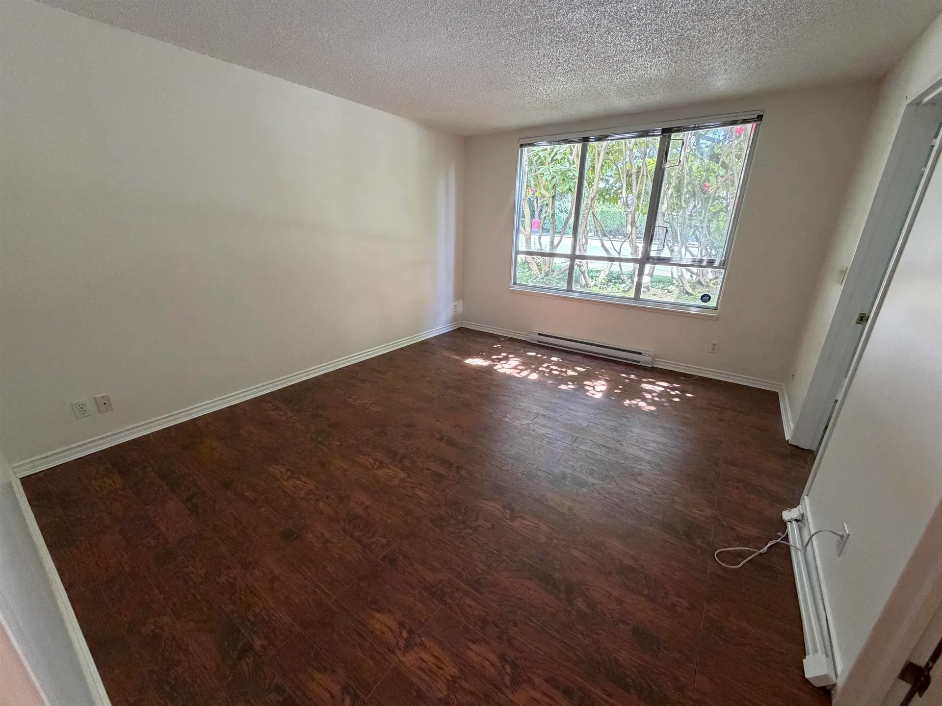 Photo 4 of 9 at #104 – 555 Austin Avenue