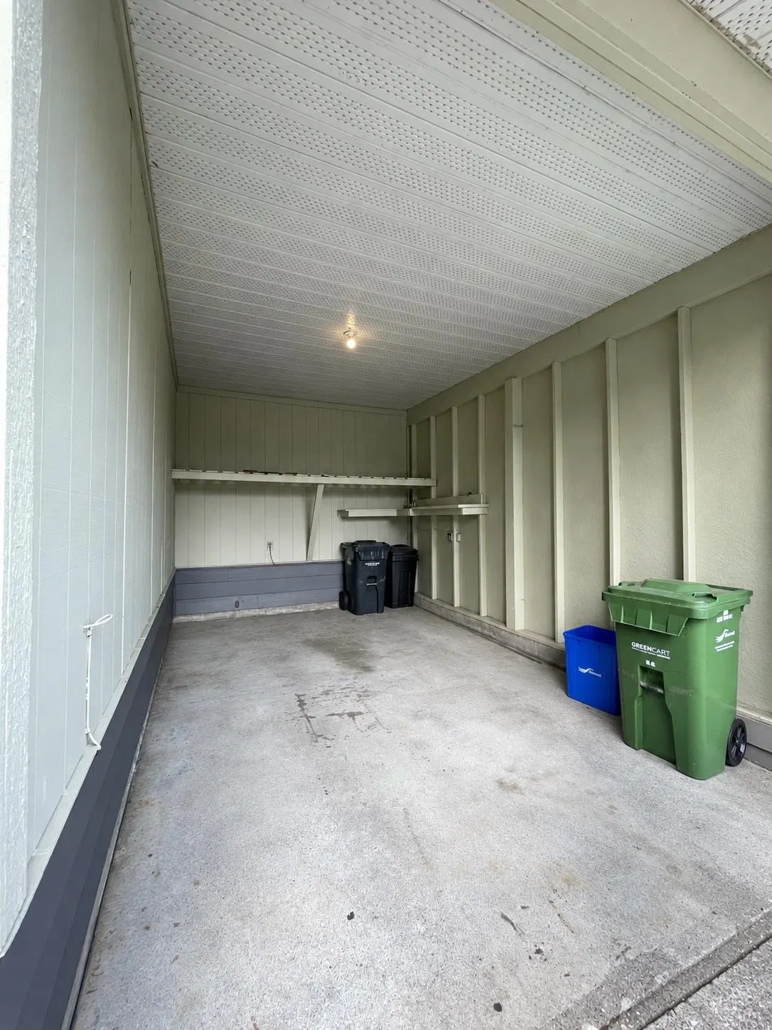Photo 4 of 13 at 3671 Sable Avenue