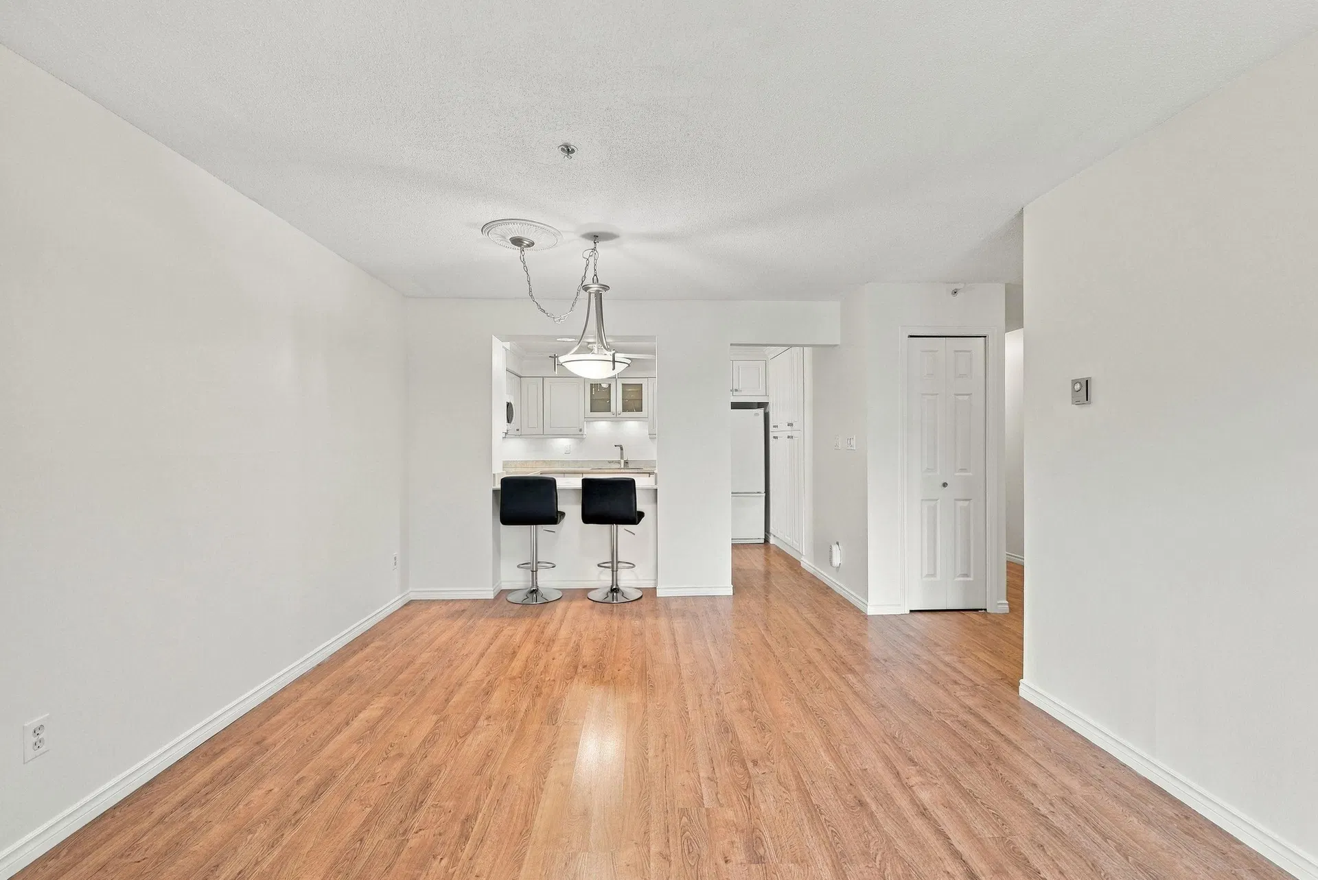 Photo 3 of 26 at #106 – 2973 Burlington Drive