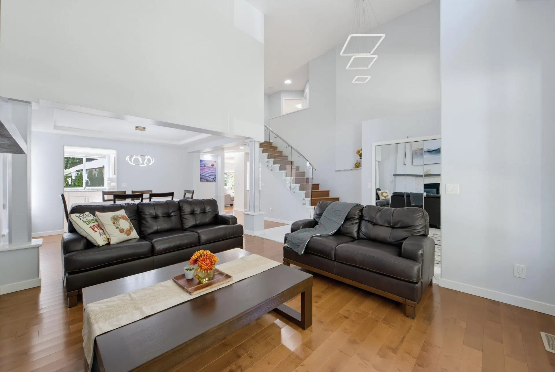 Photo 4 of 40 at 20662 90 Avenue