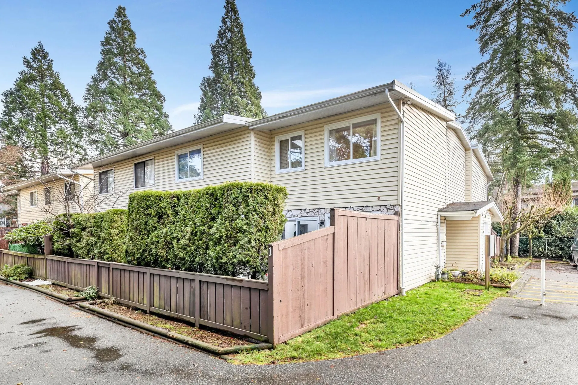 Photo 2 of 25 at #1 – 9400 122 Street