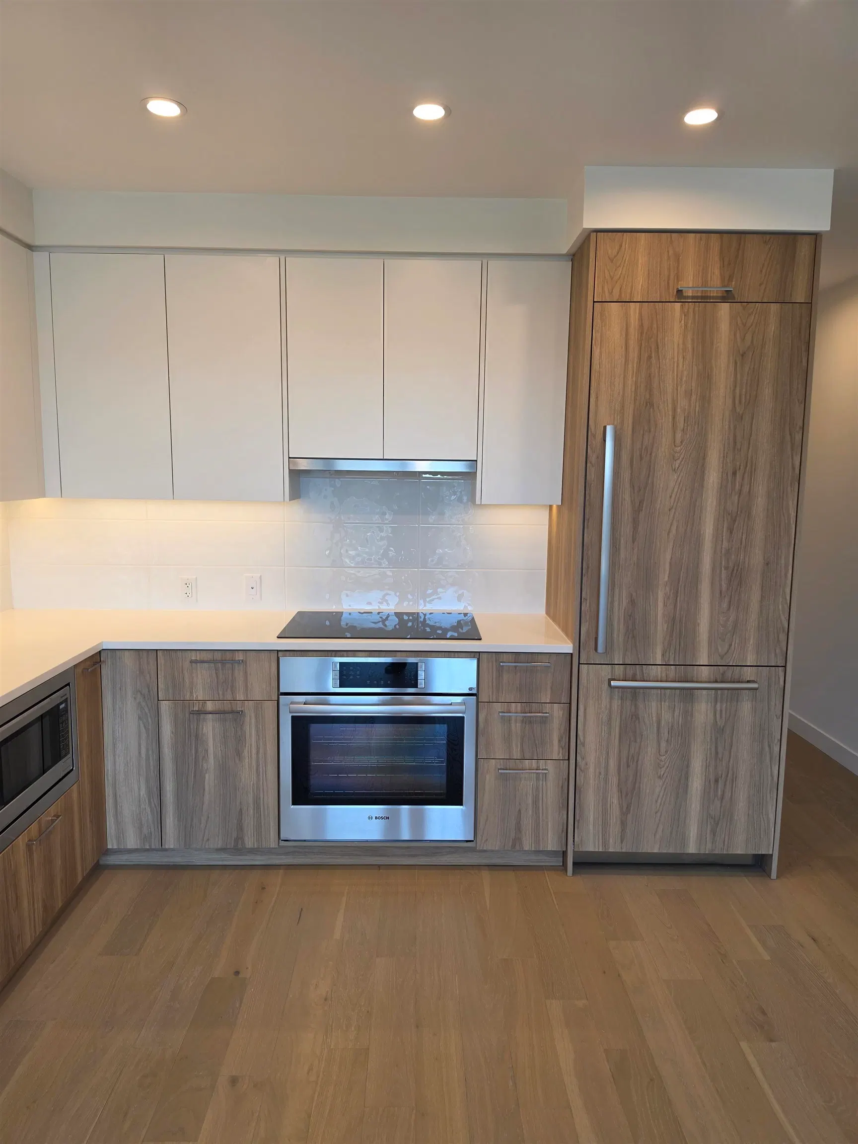 Photo 5 of 7 at #209 – 8398 Oak Street