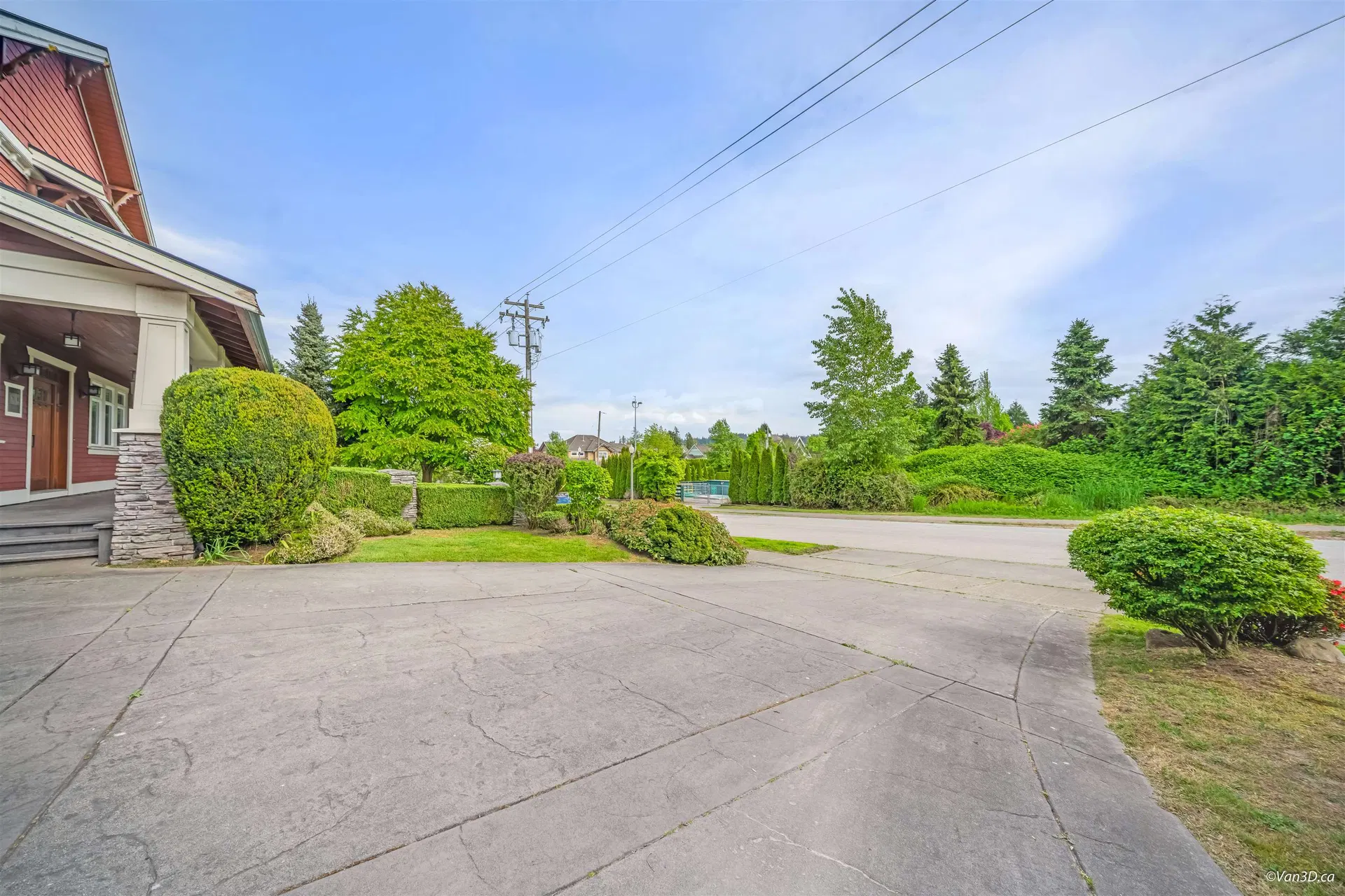Photo 2 of 40 at 16383 High Park Avenue