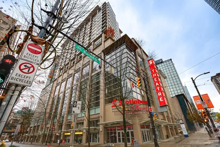 Photo 2 of 30 at #2321 – 938 Smithe Street