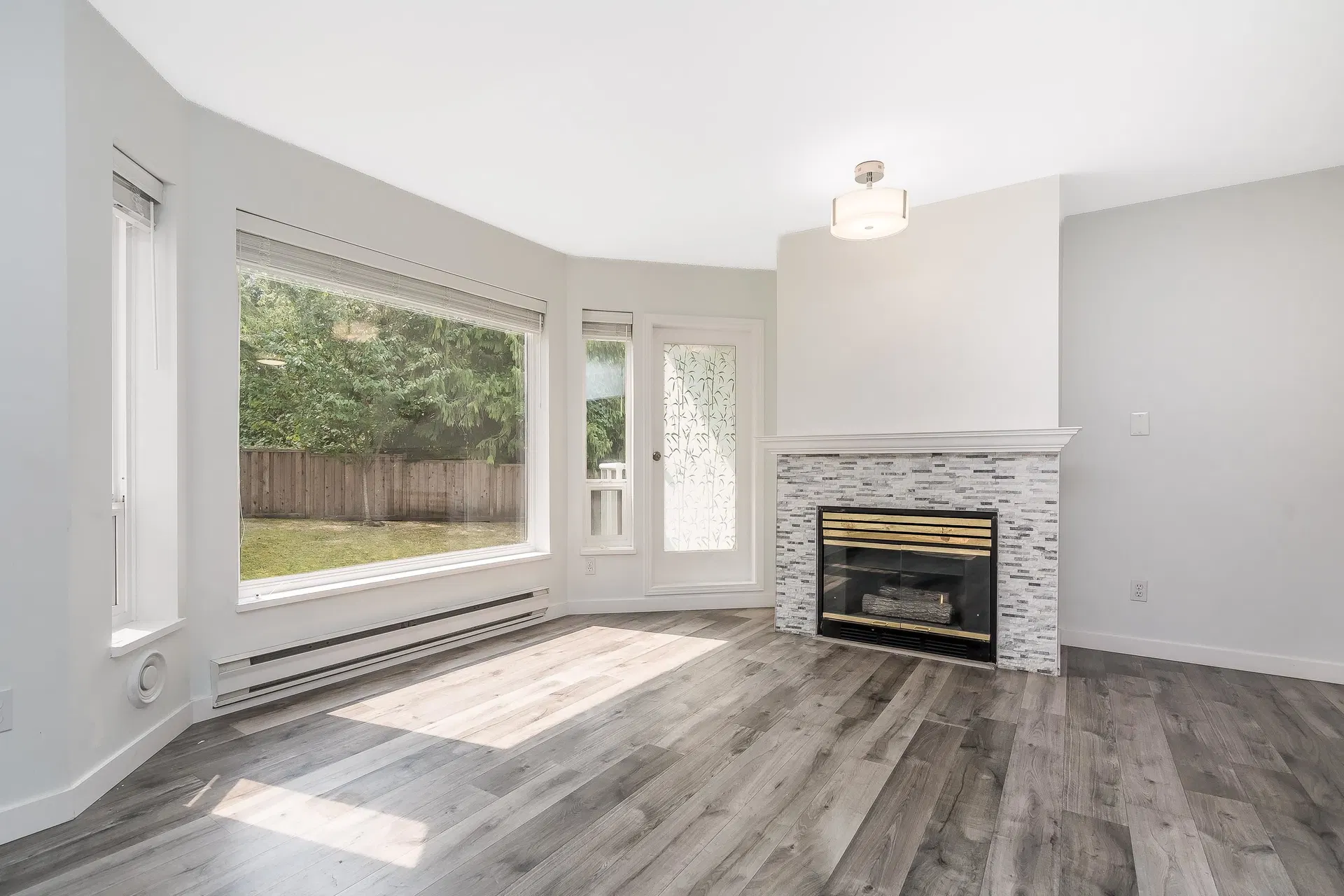 Photo 2 of 24 at #203 – 2855 152 Street