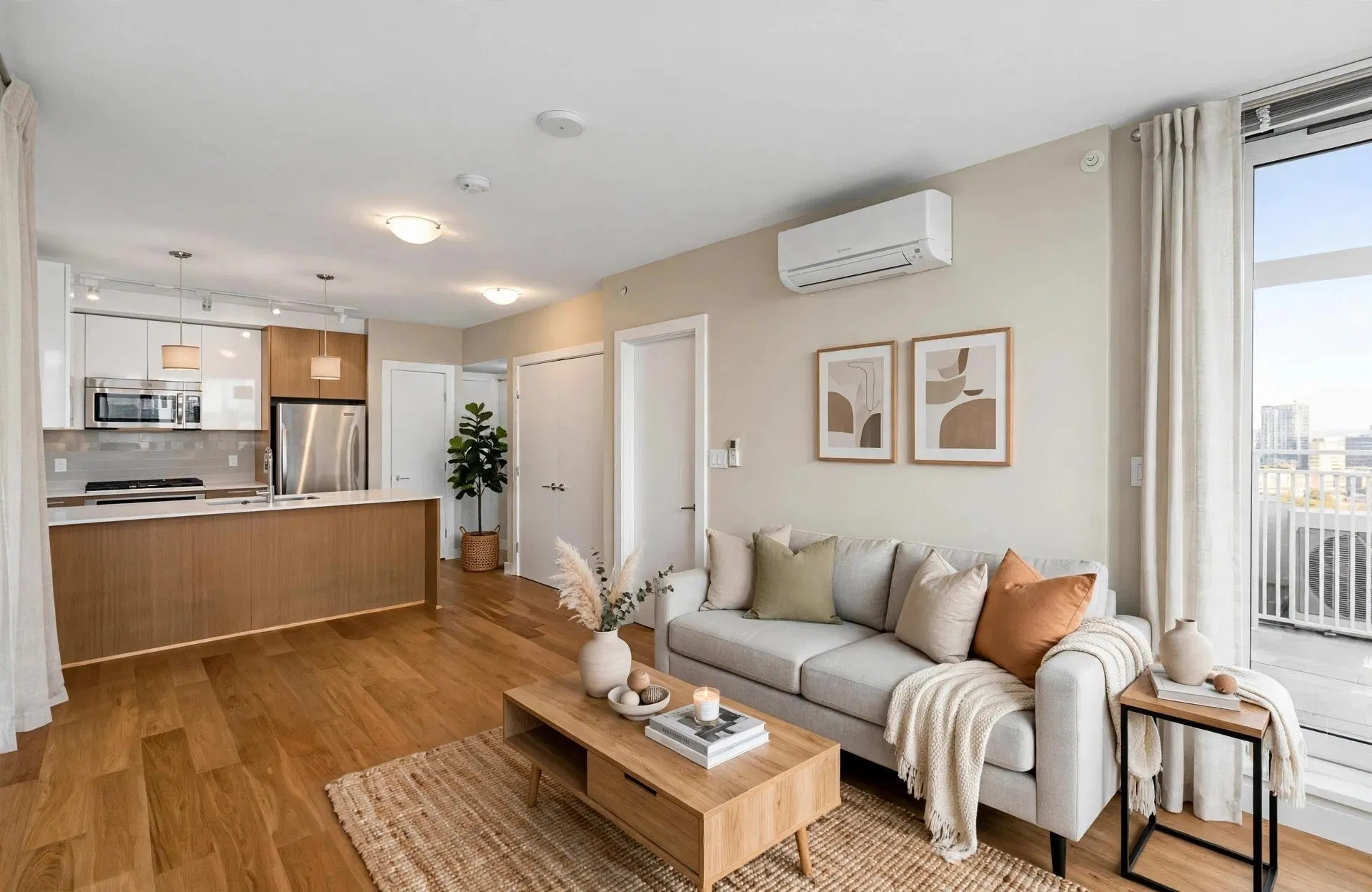 Photo 4 of 29 at #610 – 6951 Elmbridge Way