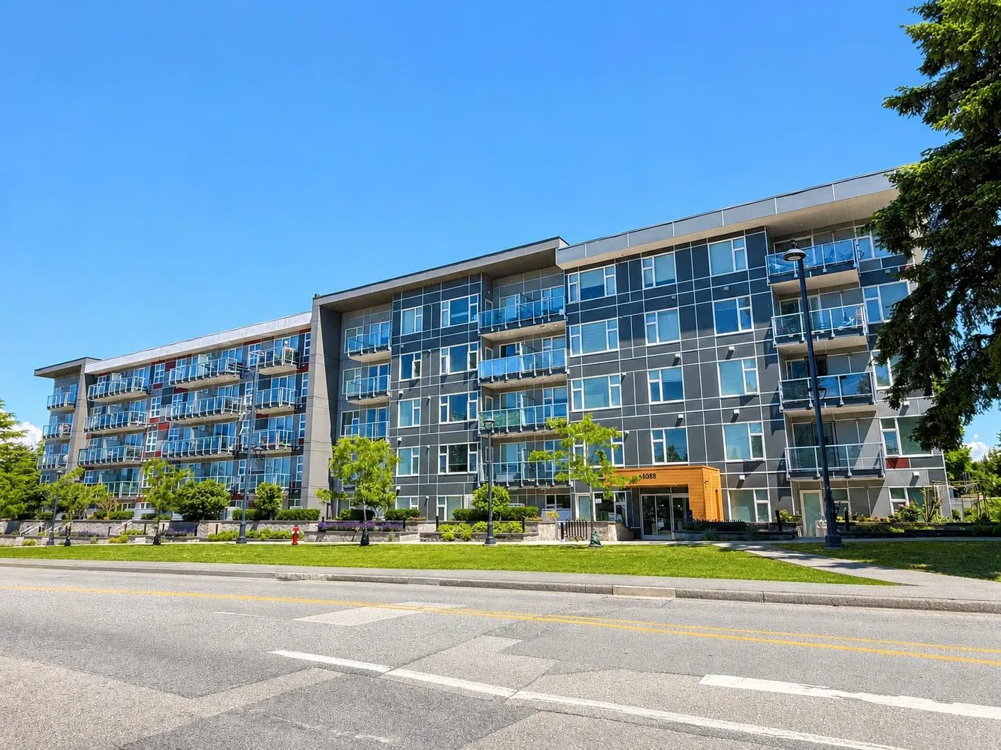 Photo 3 of 21 at #502 – 10838 Whalley Boulevard
