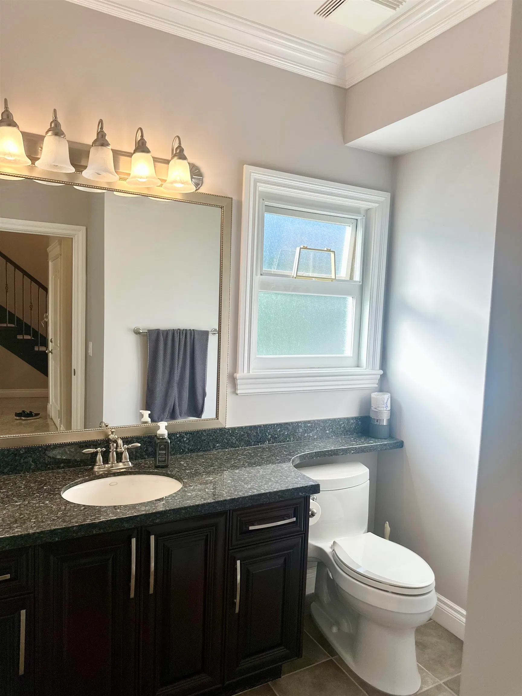 Photo 5 of 24 at 27960 Junction Avenue