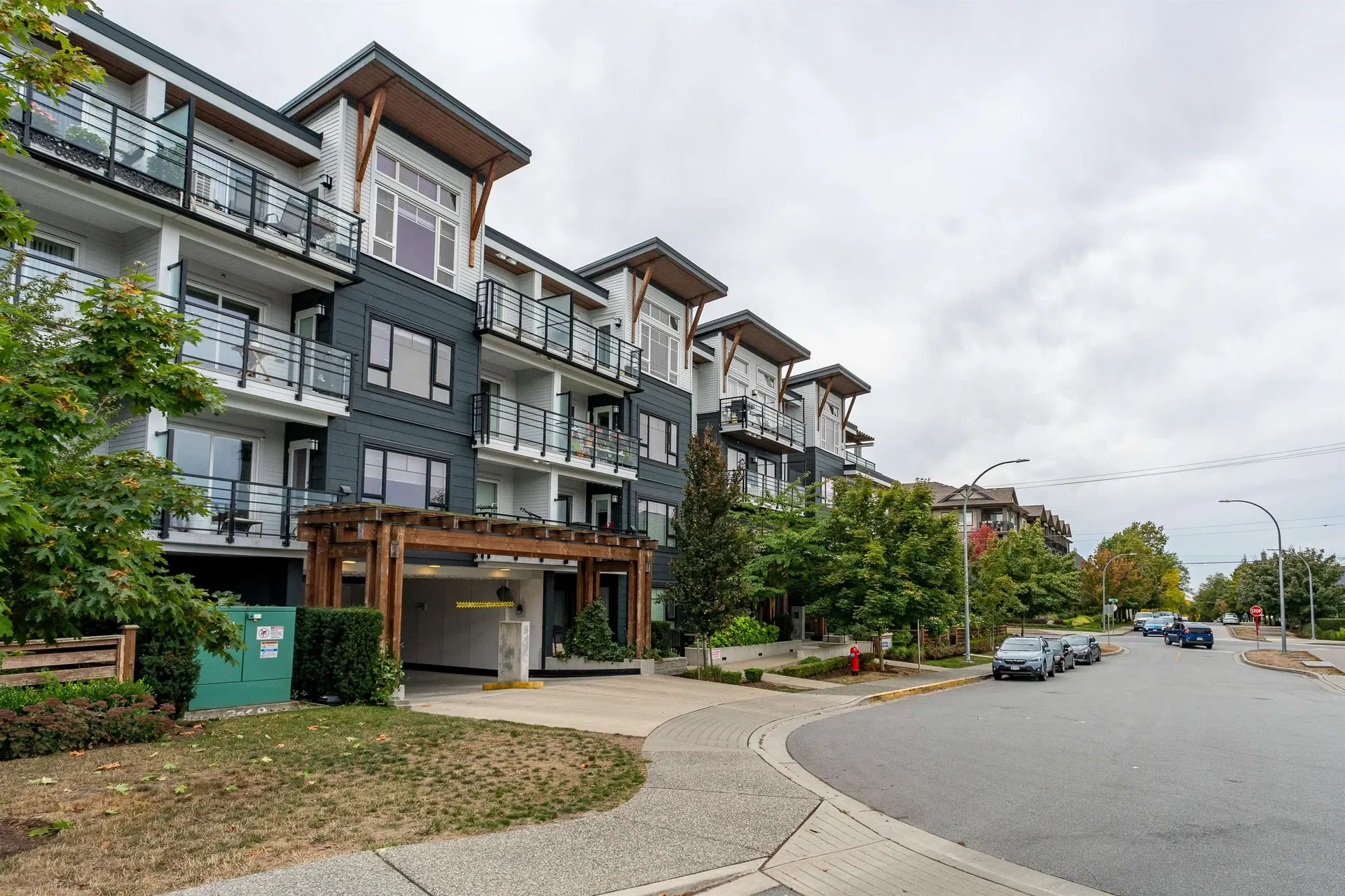 Photo 2 of 40 at #101 – 22136 49 Avenue