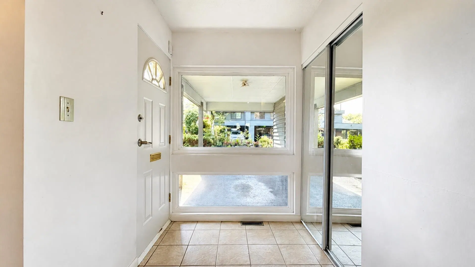 Photo 3 of 31 at #143 – 3031 Williams Road