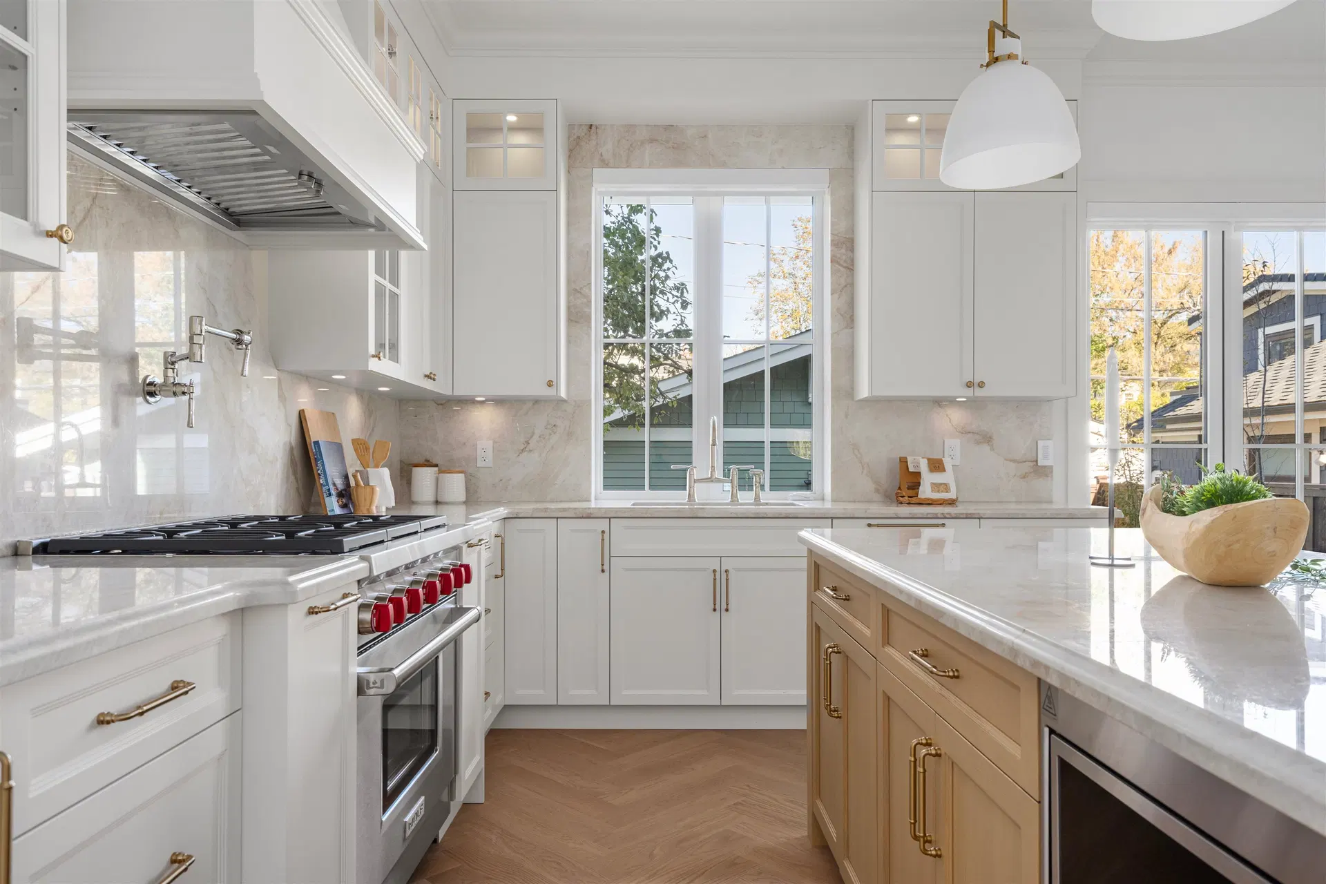 Photo 3 of 37 at #2 – 127 W 17th Avenue