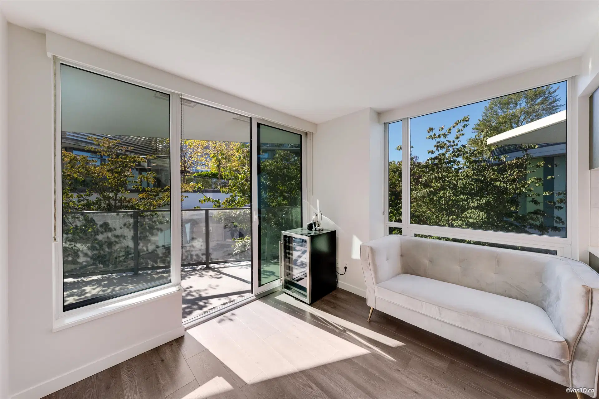 #301 – 8189 Cambie Street