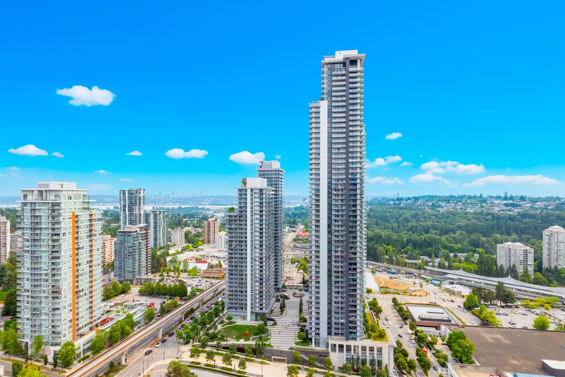 #1604 – 3833 Evergreen Place