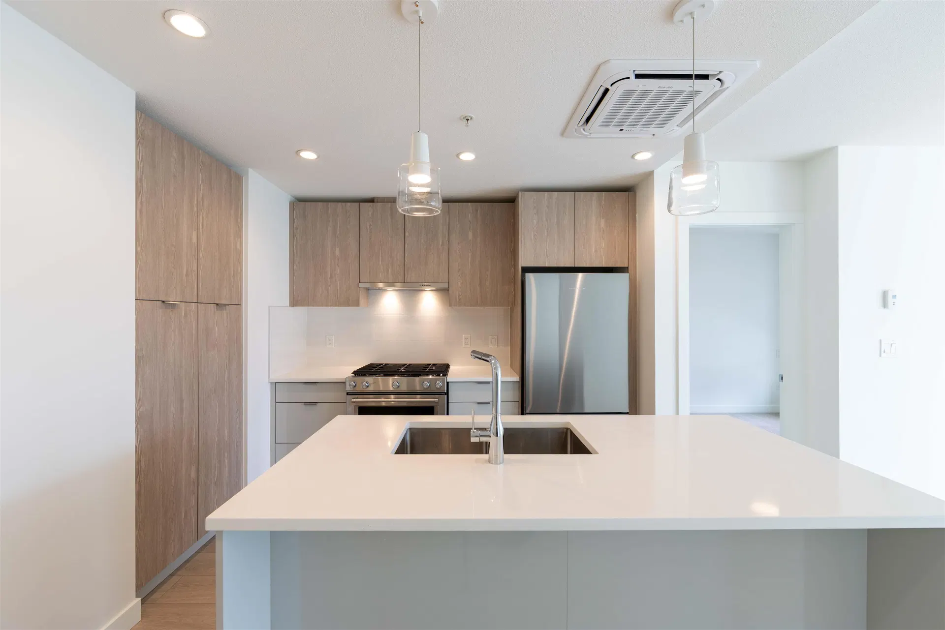 Photo 3 of 33 at #203 – 108 E 8th Street