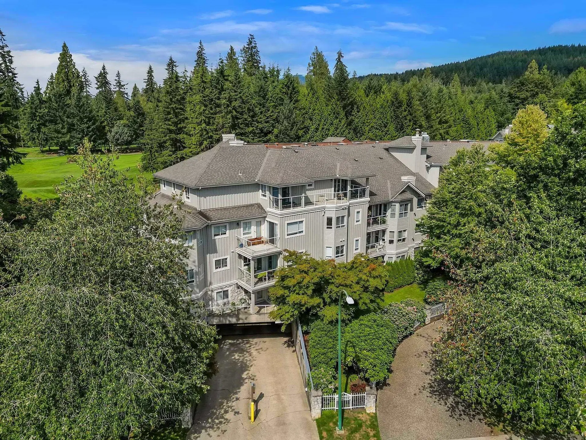 #104 – 1281 Parkgate Avenue