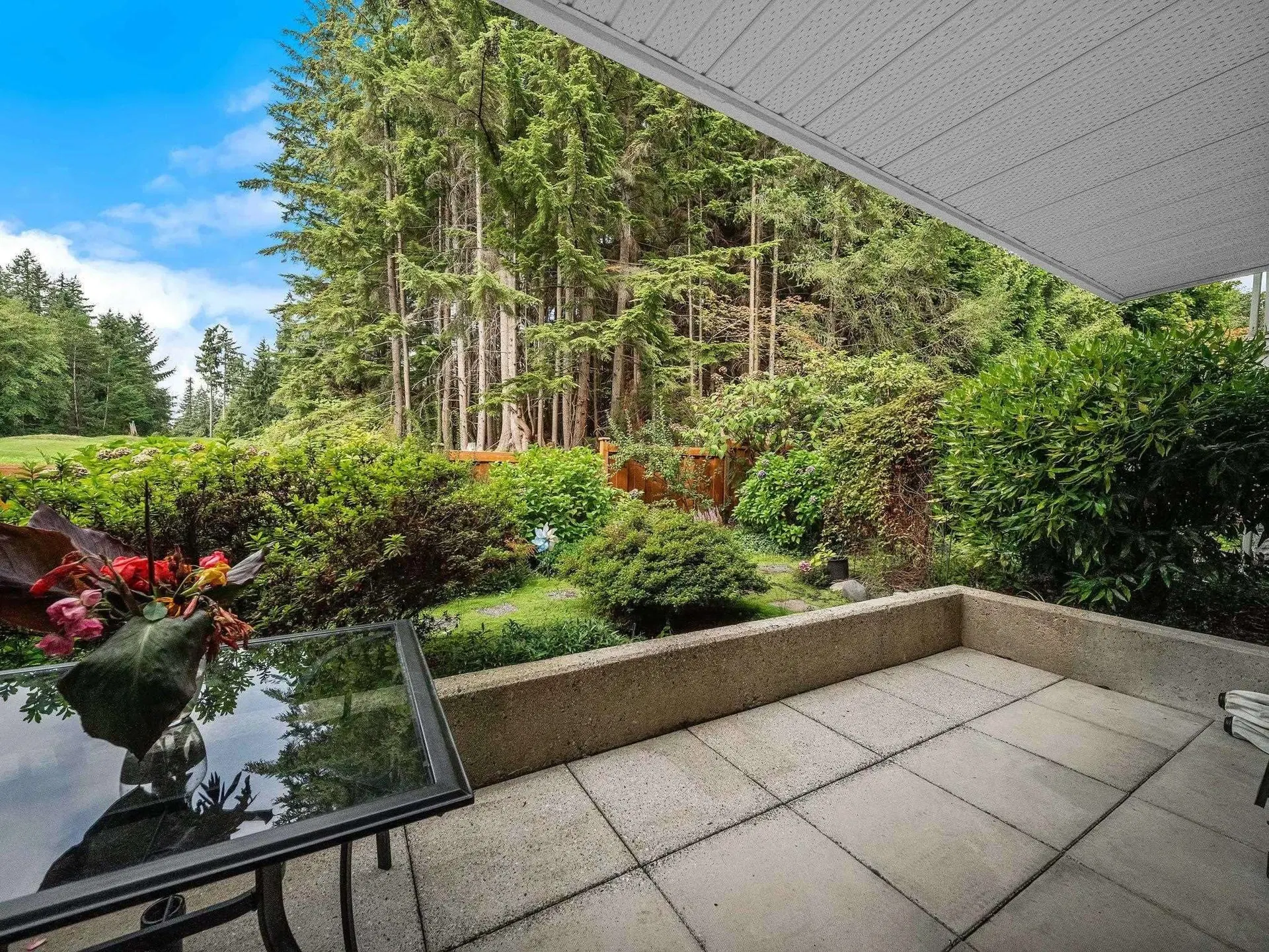Photo 3 of 25 at #104 – 1281 Parkgate Avenue