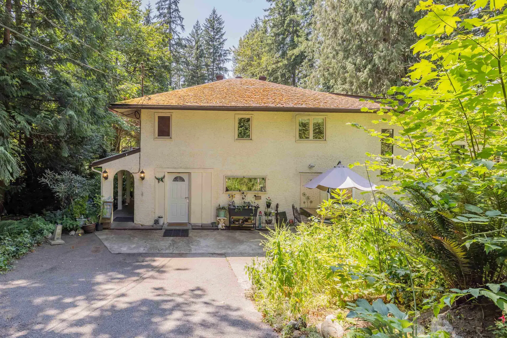 23942 Fern Crescent