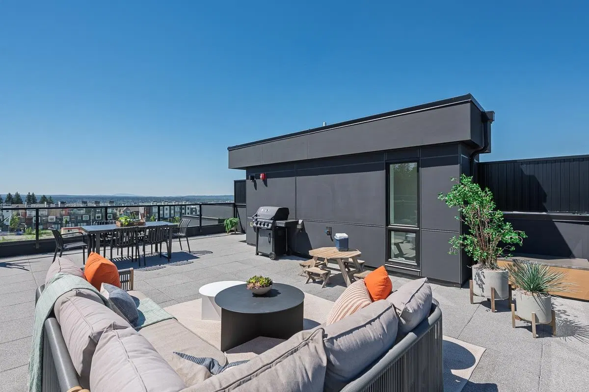 Photo 1 of 11 at #39 – 20335 70a Avenue