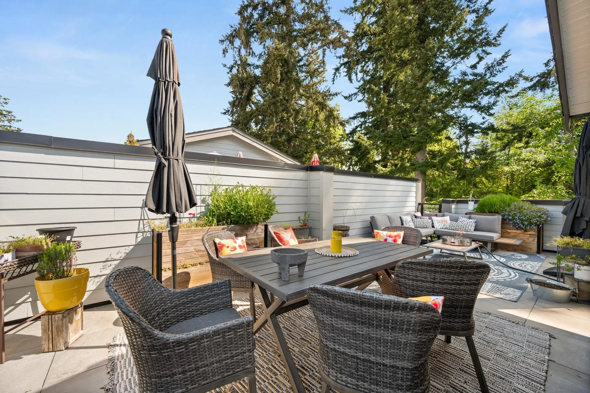 Photo 1 of 39 at #173 – 16433 19 Avenue