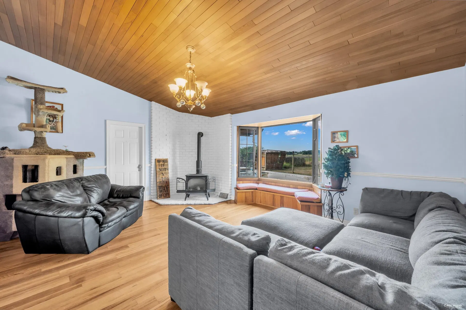 Photo 3 of 19 at 2223 232 Street