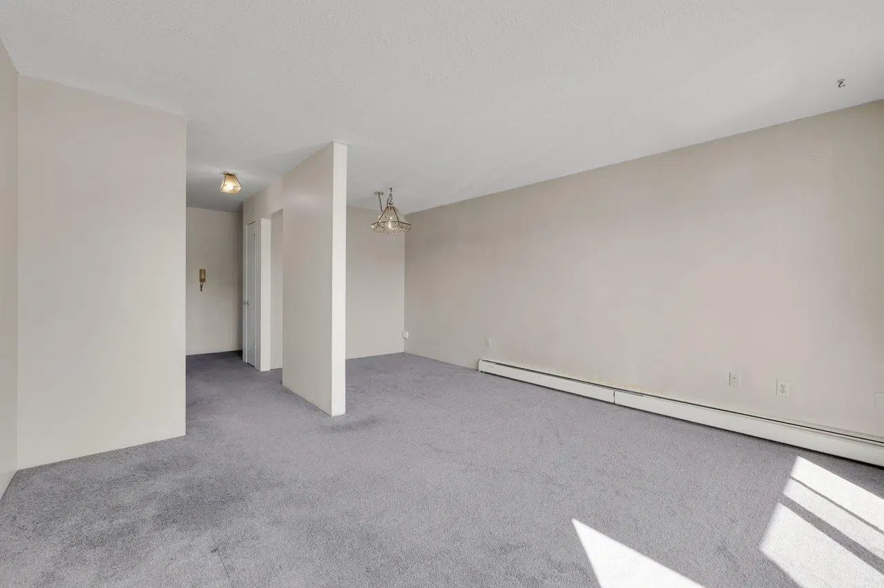 Photo 5 of 23 at #234 – 8051 Ryan Road