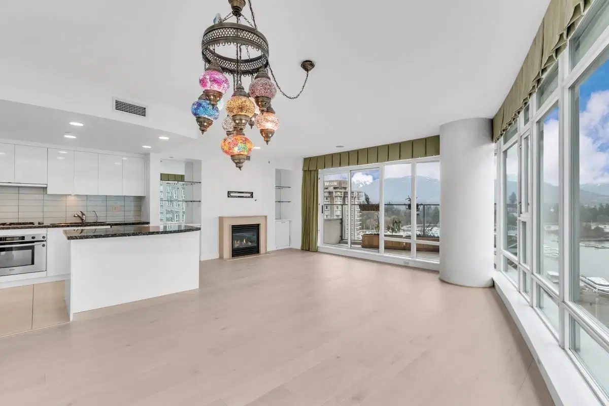 #1602 – 1616 Bayshore Drive