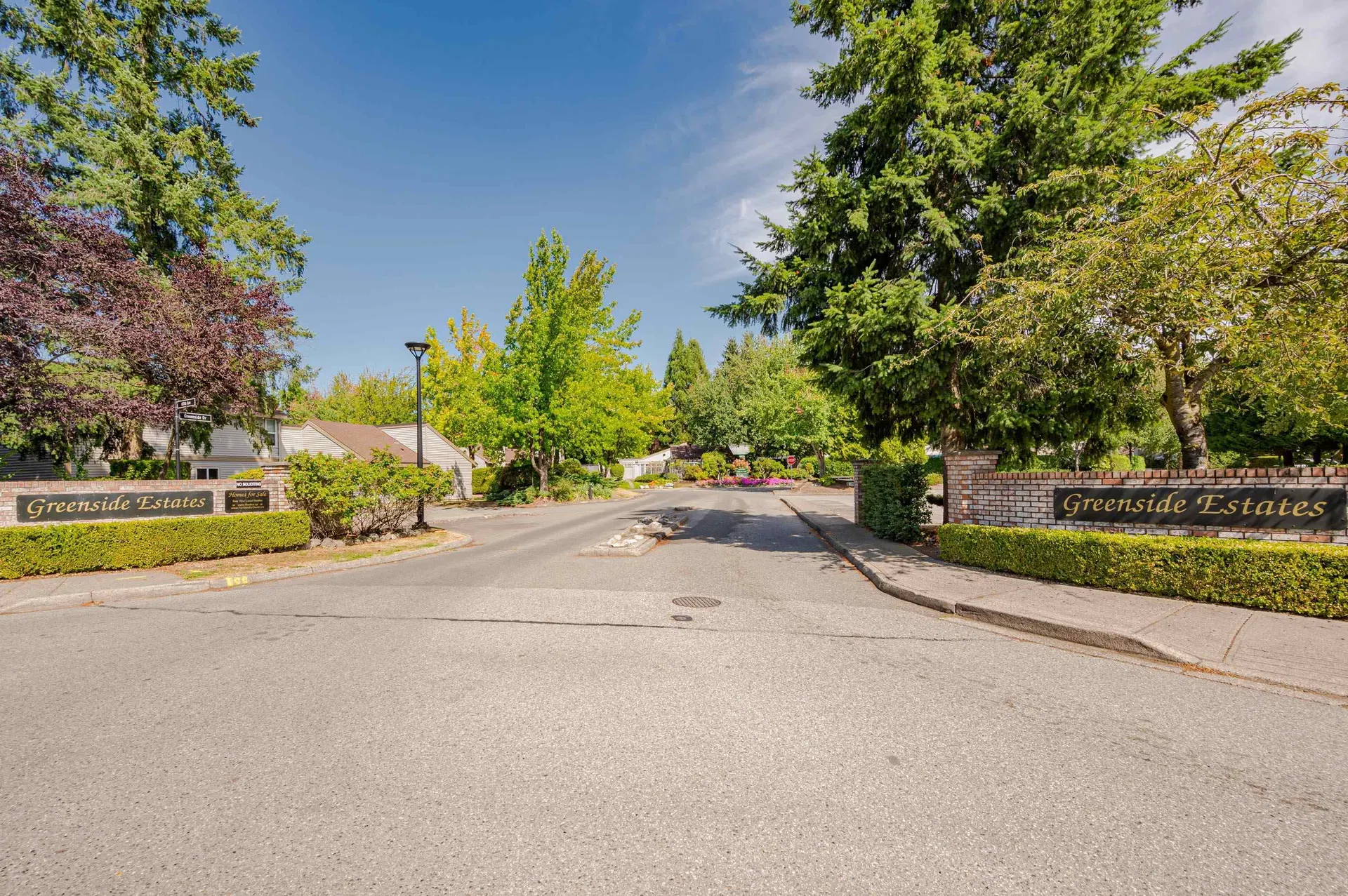 Photo 5 of 36 at 19207 Fairway Drive