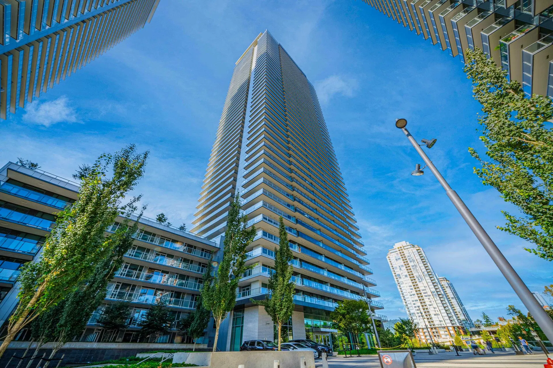 #5002 – 3809 Evergreen Place