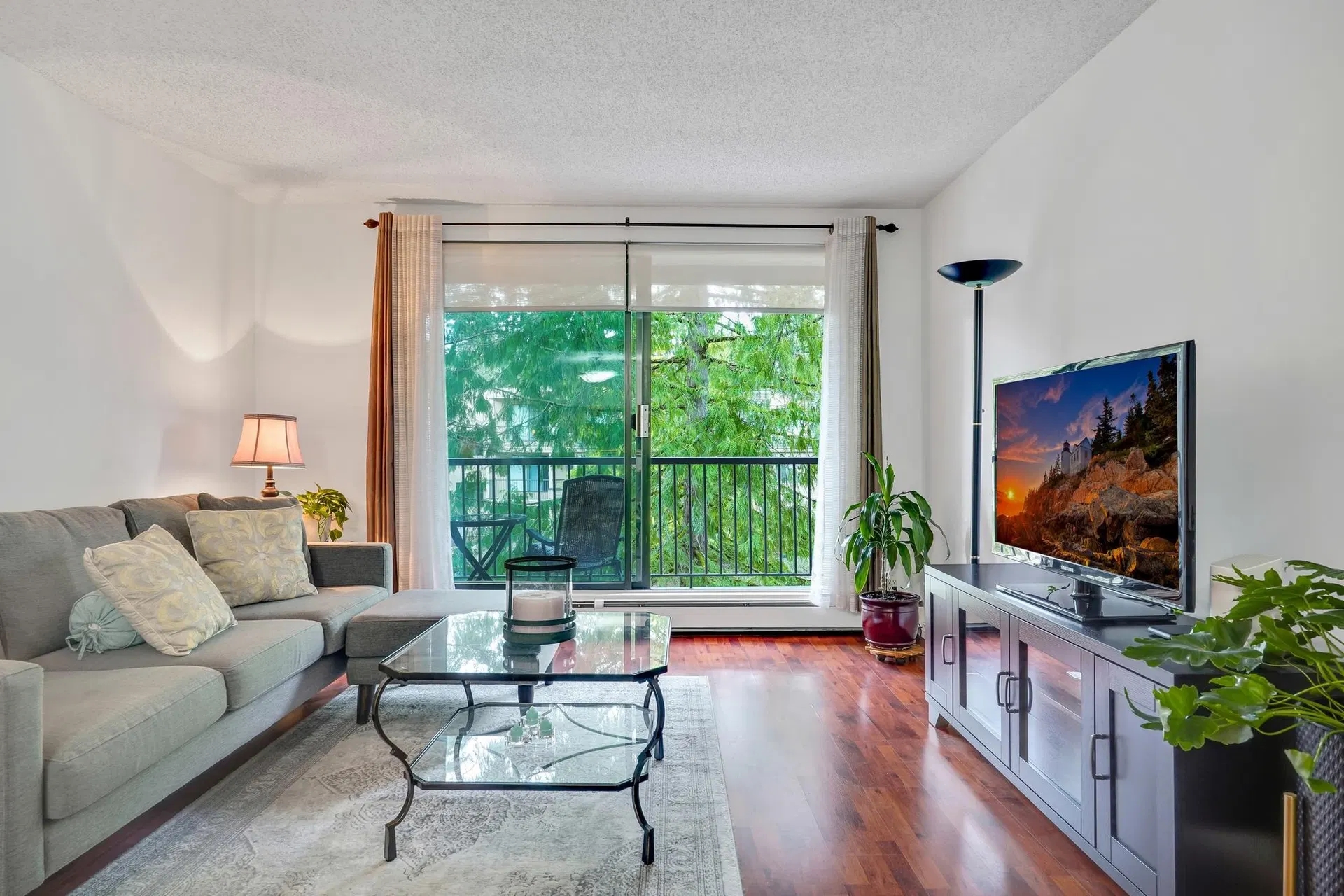 Photo 1 of 33 at #203 – 1740 Southmere Crescent