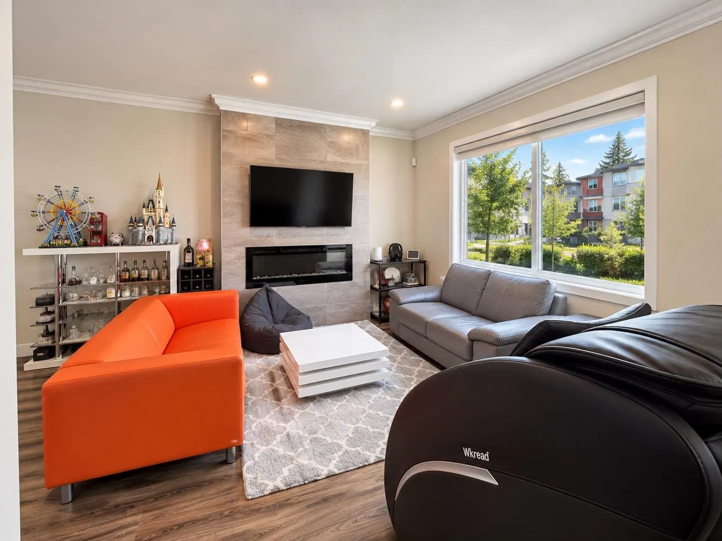 Photo 4 of 34 at #73 – 15665 Mountain View Drive