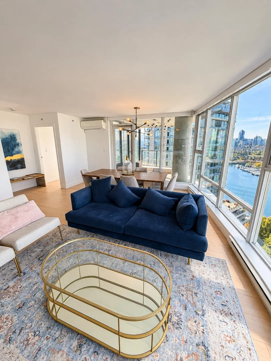 Photo 4 of 40 at #2303 – 455 Beach Crescent