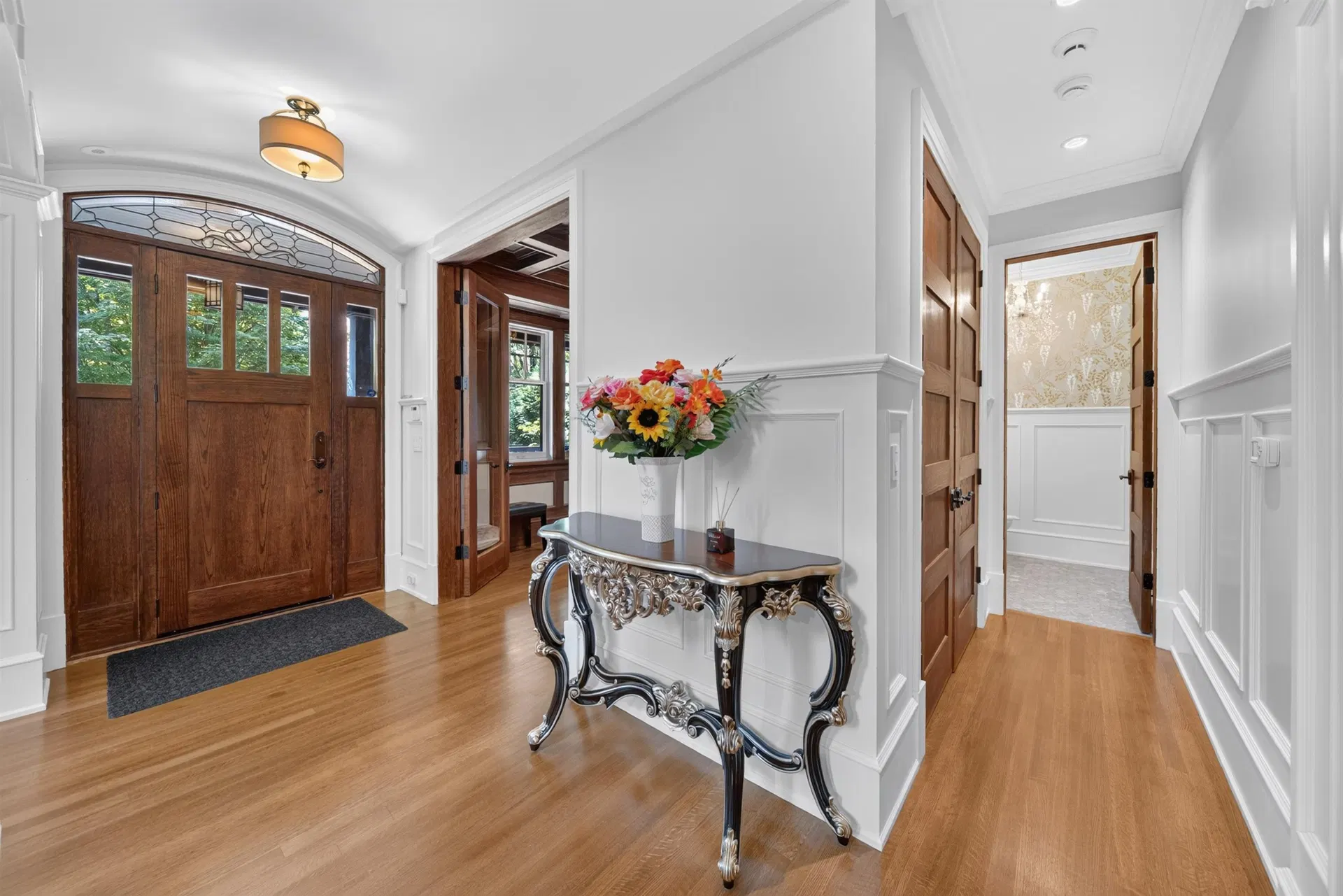 Photo 2 of 28 at 2937 W 45th Avenue