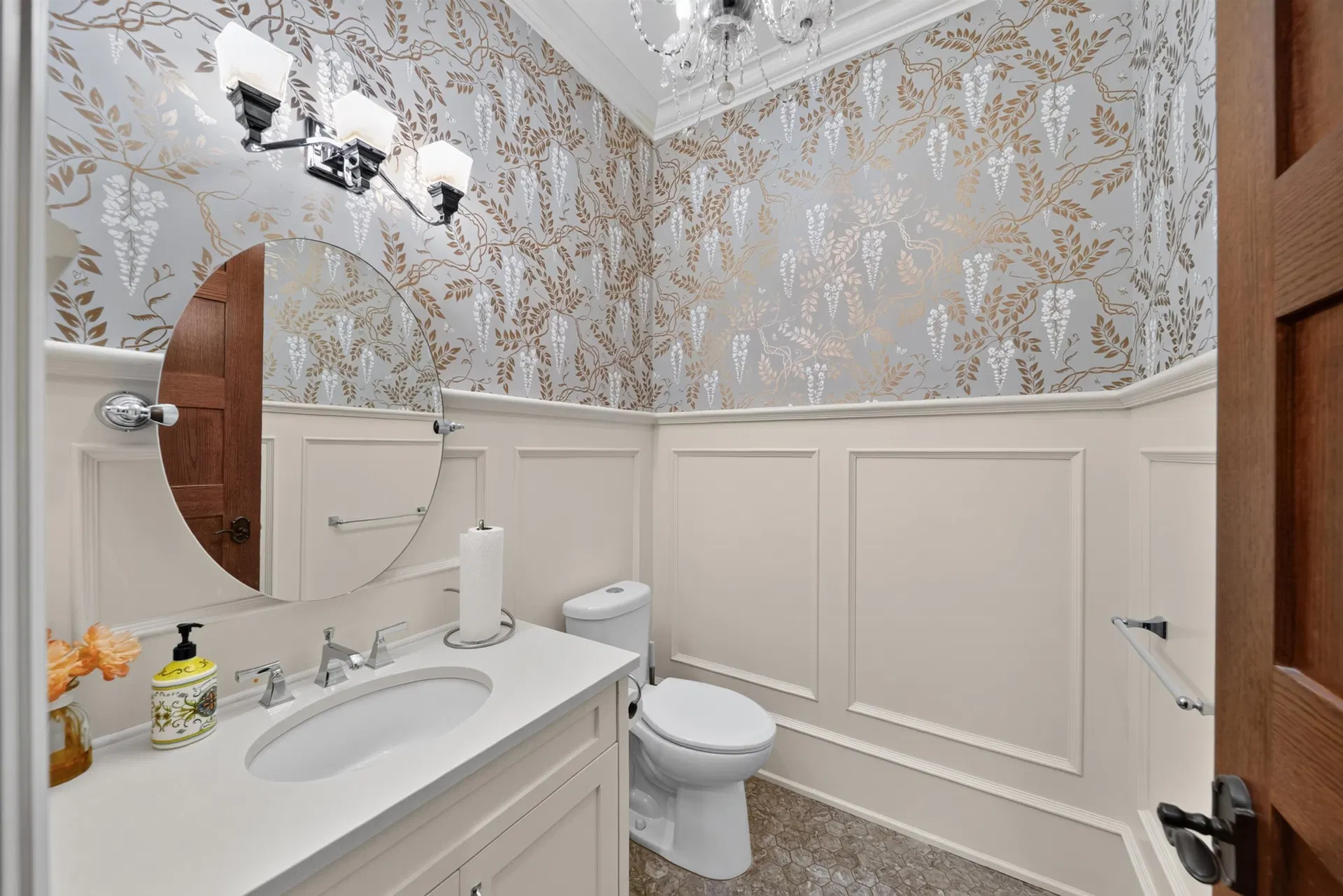 Photo 5 of 28 at 2937 W 45th Avenue