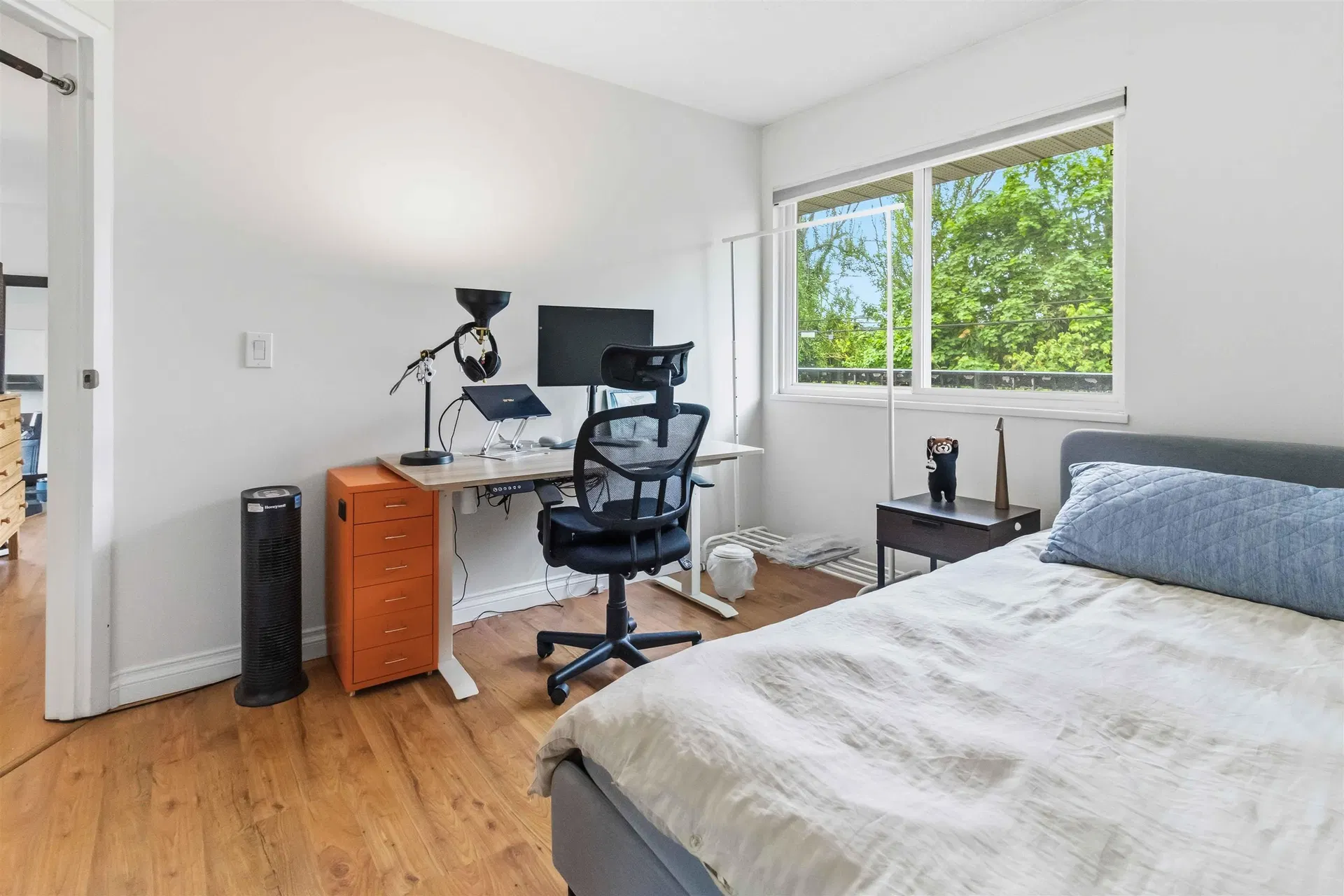 Photo 4 of 12 at #206 – 1334 W 73rd Avenue