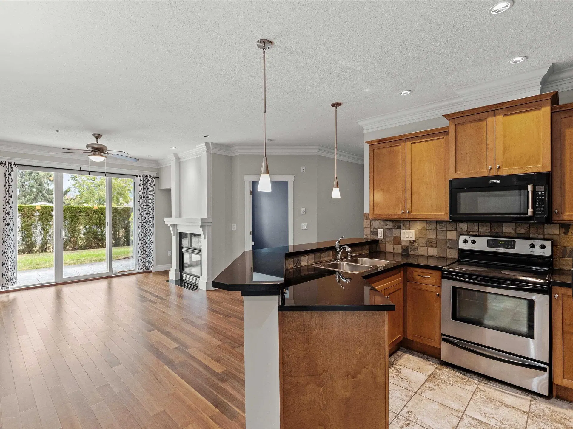 Photo 4 of 25 at #103C – 45595 Tamihi Way