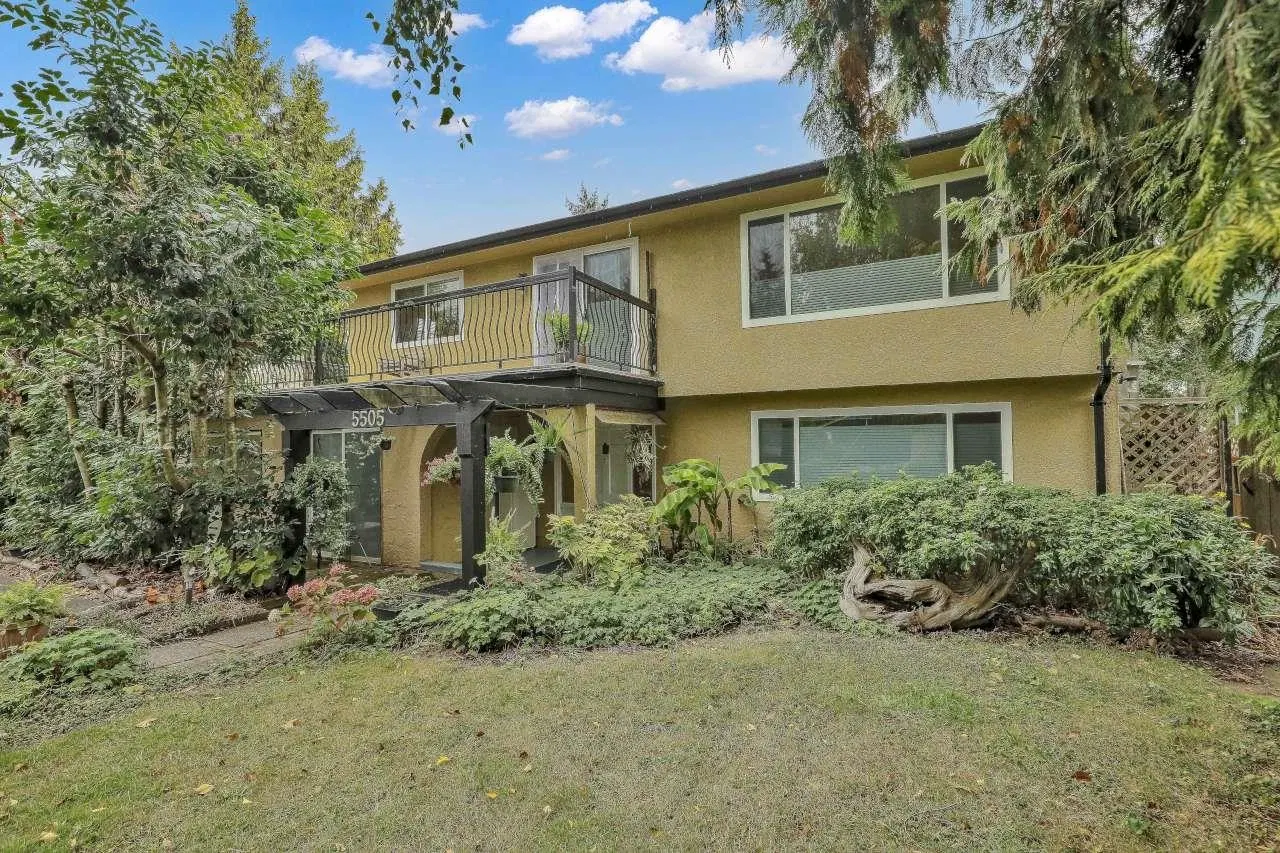 Photo 1 of 40 at 5505 18th Avenue