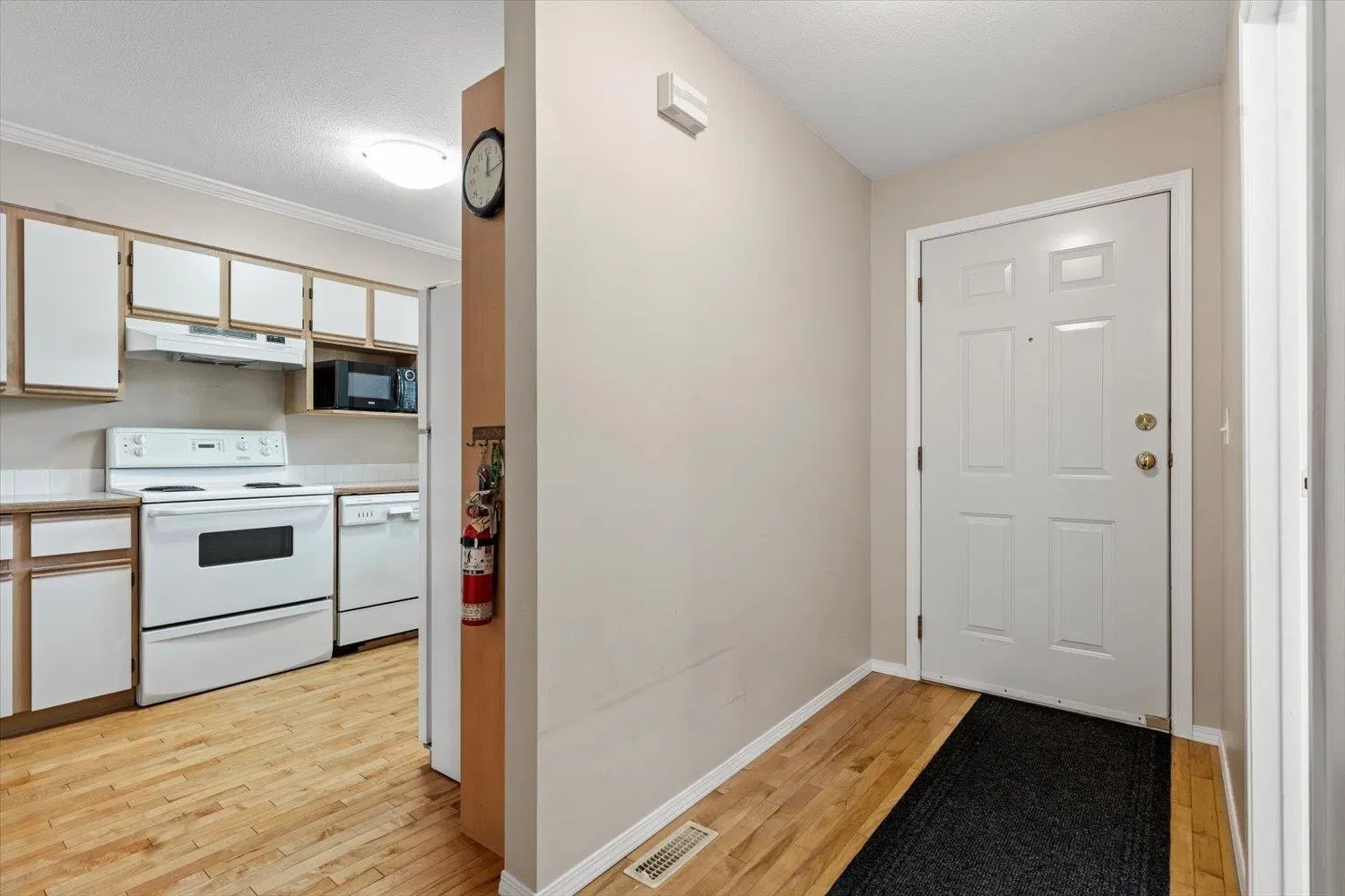 Photo 3 of 34 at #35 – 45435 Knight Road